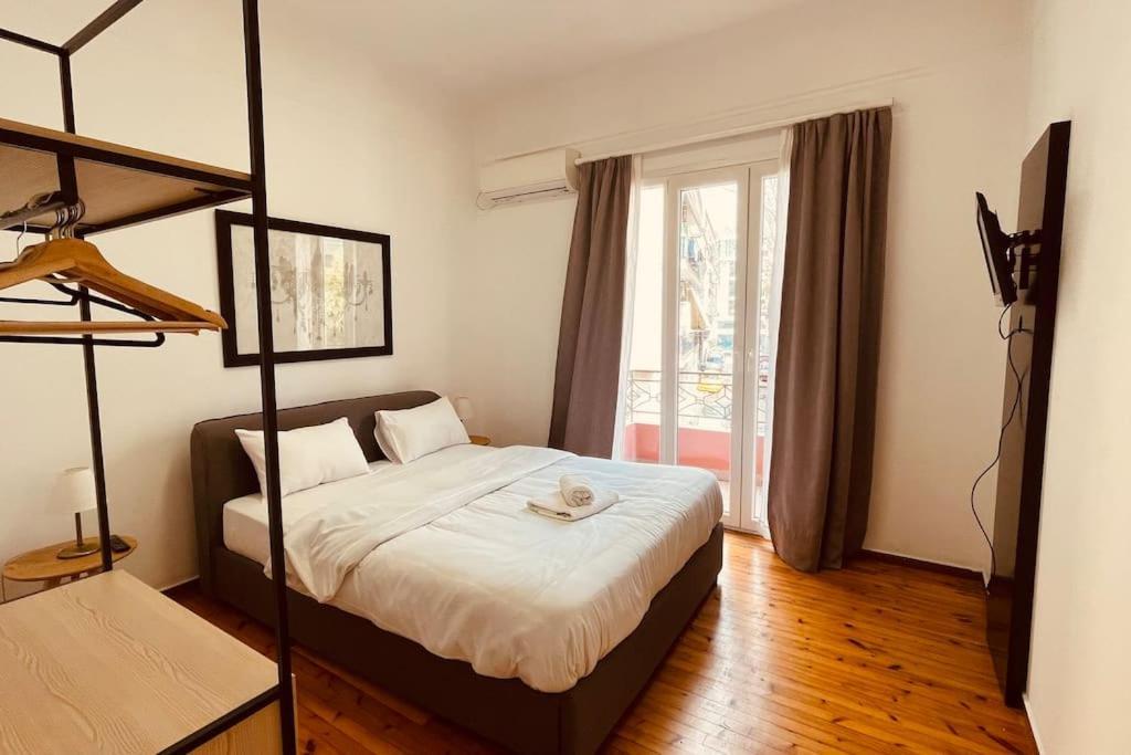 Daisy Apartment 15 Min To Acropolis Athens Luaran gambar