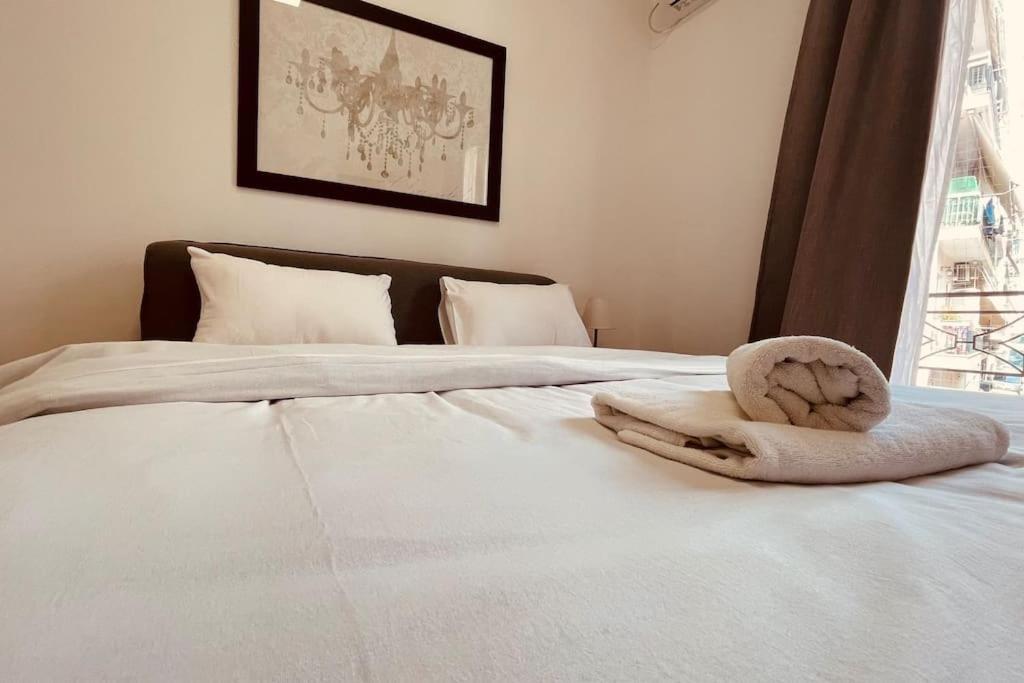 Daisy Apartment 15 Min To Acropolis Athens Luaran gambar