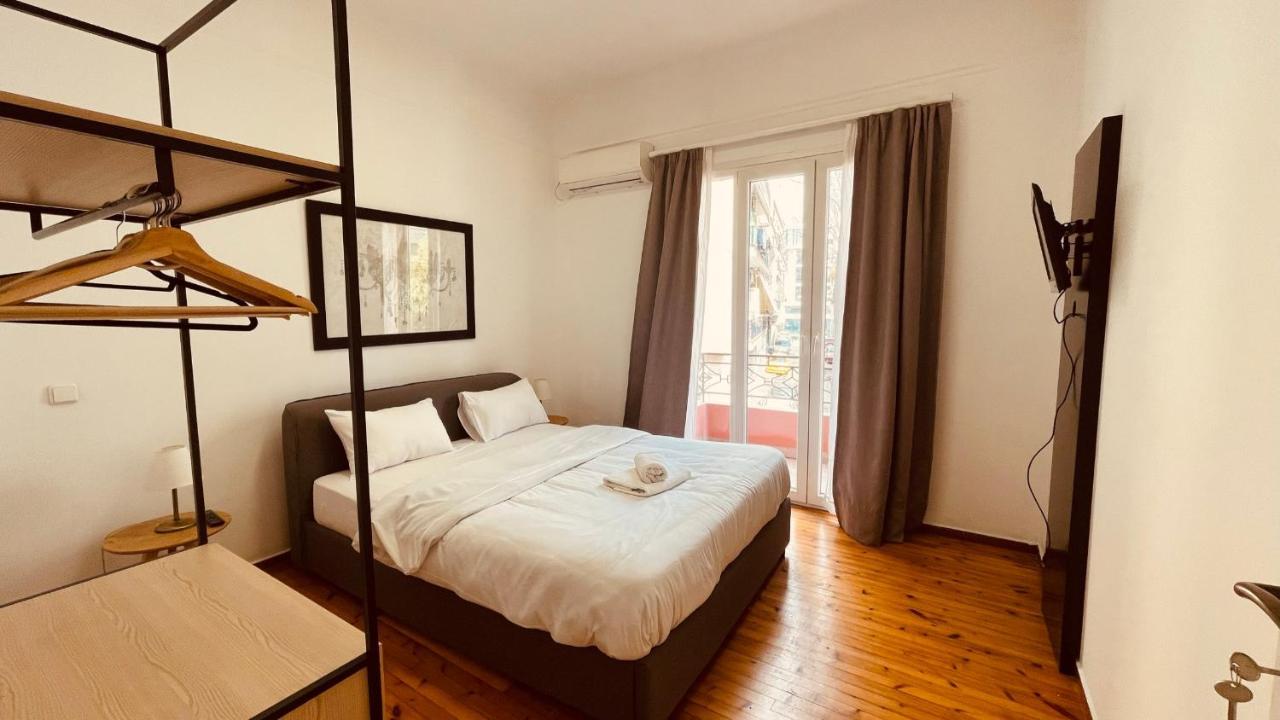 Daisy Apartment 15 Min To Acropolis Athens Luaran gambar