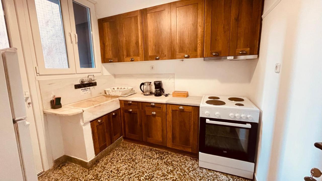 Daisy Apartment 15 Min To Acropolis Athens Luaran gambar